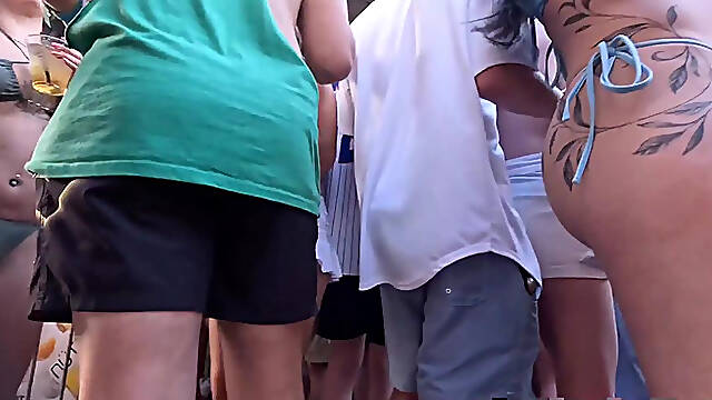 CANDY IN BIKINI 1 - Nikki Miller