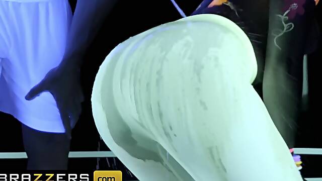 Brazzers - Asain raver teen Kendra Spade takes big dick