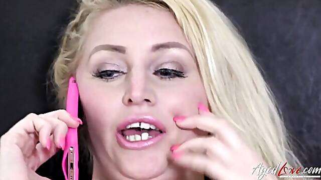 Come-hither Sahara Knite and Sam Bourne at plumper smut