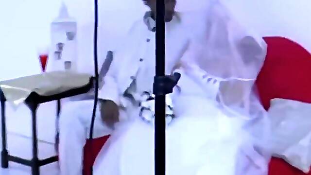 Lacey Starr - Granny Bride Gets Oral Before Riding