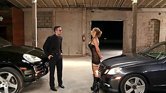 Brazzers: Mr. Big Takes on Nikkis Back Door