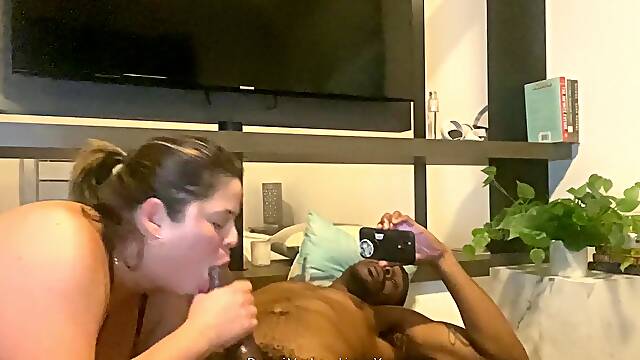 Amateur PAWG hot interracial porn video