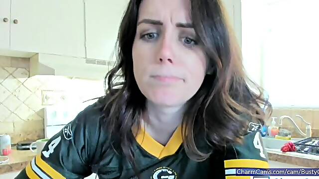 BustyCiara Free live porn at CharmCams