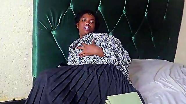 The voice from the phone makes her feel uncomfortable that babe was curious about masturbating her snatch it was the 1st time fingering herself