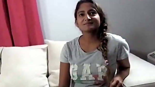 Desi ladki ko land chusaya or usko khub choda