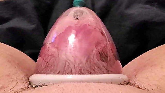 Beautiful Big pussy pump