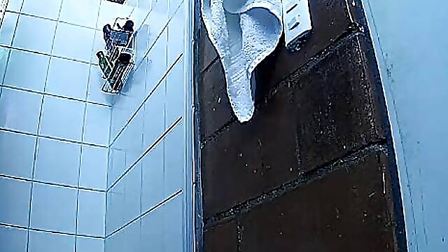 Asherr and Shantal - Solo shower dildoing
