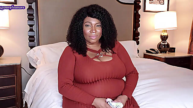 BBW GF discovers your panty sniffing JOI