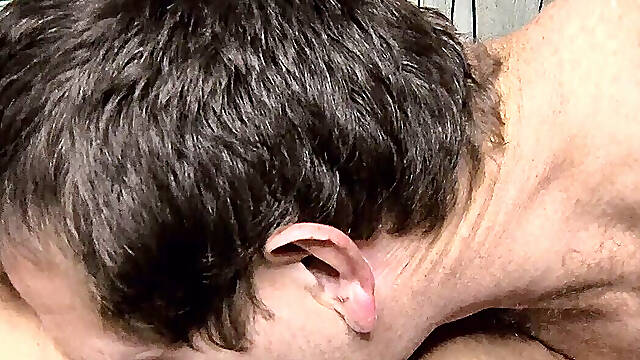 Masterbating Momma with New Toy Ended up Squirting in His Face