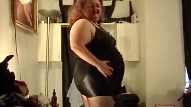 Cam show in black part 1 dance and strip