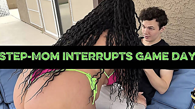 Step-mom Busty Boston Interrupts Game