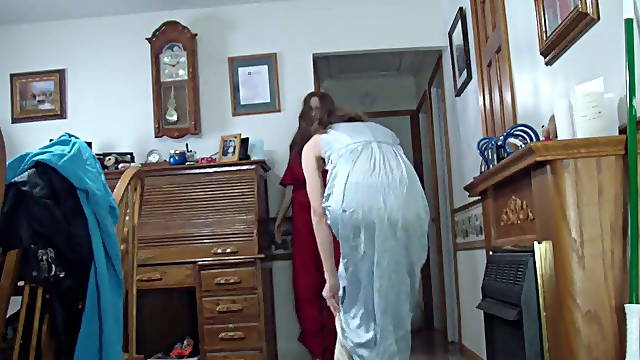Filmed brunette Milf on hidden cam