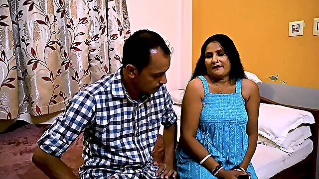 Fucking Next Door Indian Wife in Her Bedroom - Full Hindi Porn Video