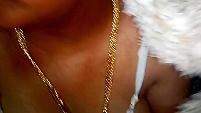 Tamil House Wife Hot Romantic Sex in Bedroom