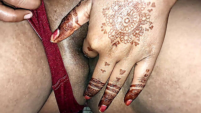 Hindi Talk & Fingering Just Saved Pussy