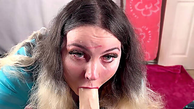 Paying off Hubbys Debt to Step-daddy with Deepthroat BJ