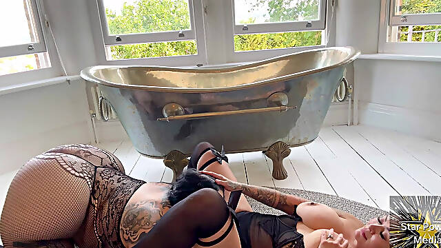 Big Booty BBW Lesbians Maddison Black & Dunken Hina Thick Ass Lesbian Quickie