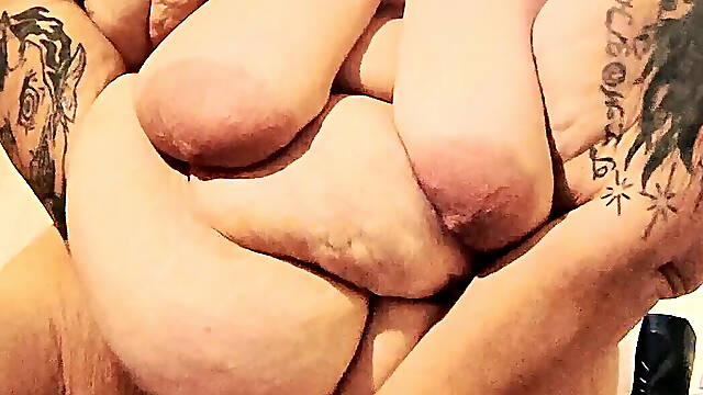 Spanking N Squirting This Whore Is a Sex Crazy