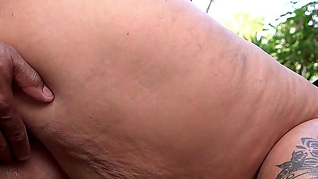 Fat Belly Mature Fist Fucked by Her Taxi Driver